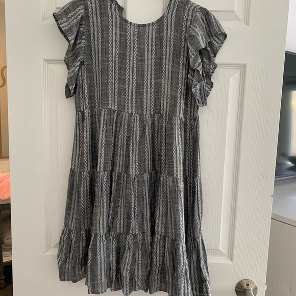 ELAN Tiered Dress - Picture 1 of 6